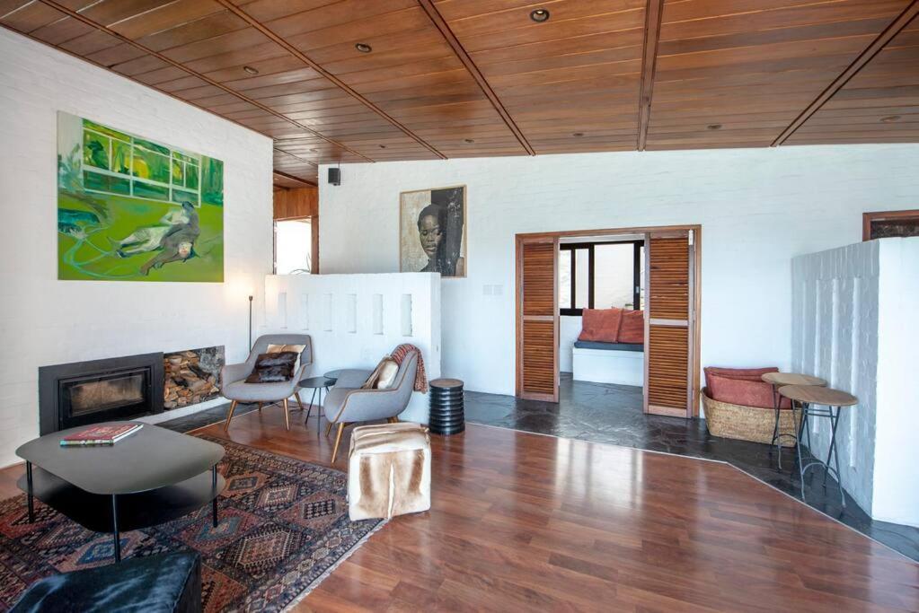 Bantry Bay With Atlantic Ocean Views Kaapstad